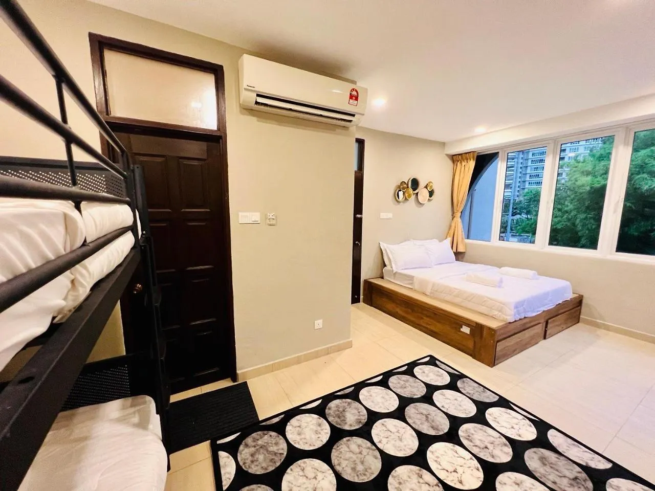Family-Friendly Private Pool Villa With Ktv, Bbq, Ps5, Pool Table, Kitchen Just 2-Minute Drive To Tanjung Bungah Beach 0*, Tanjung Bungah (Penang) Malaysia