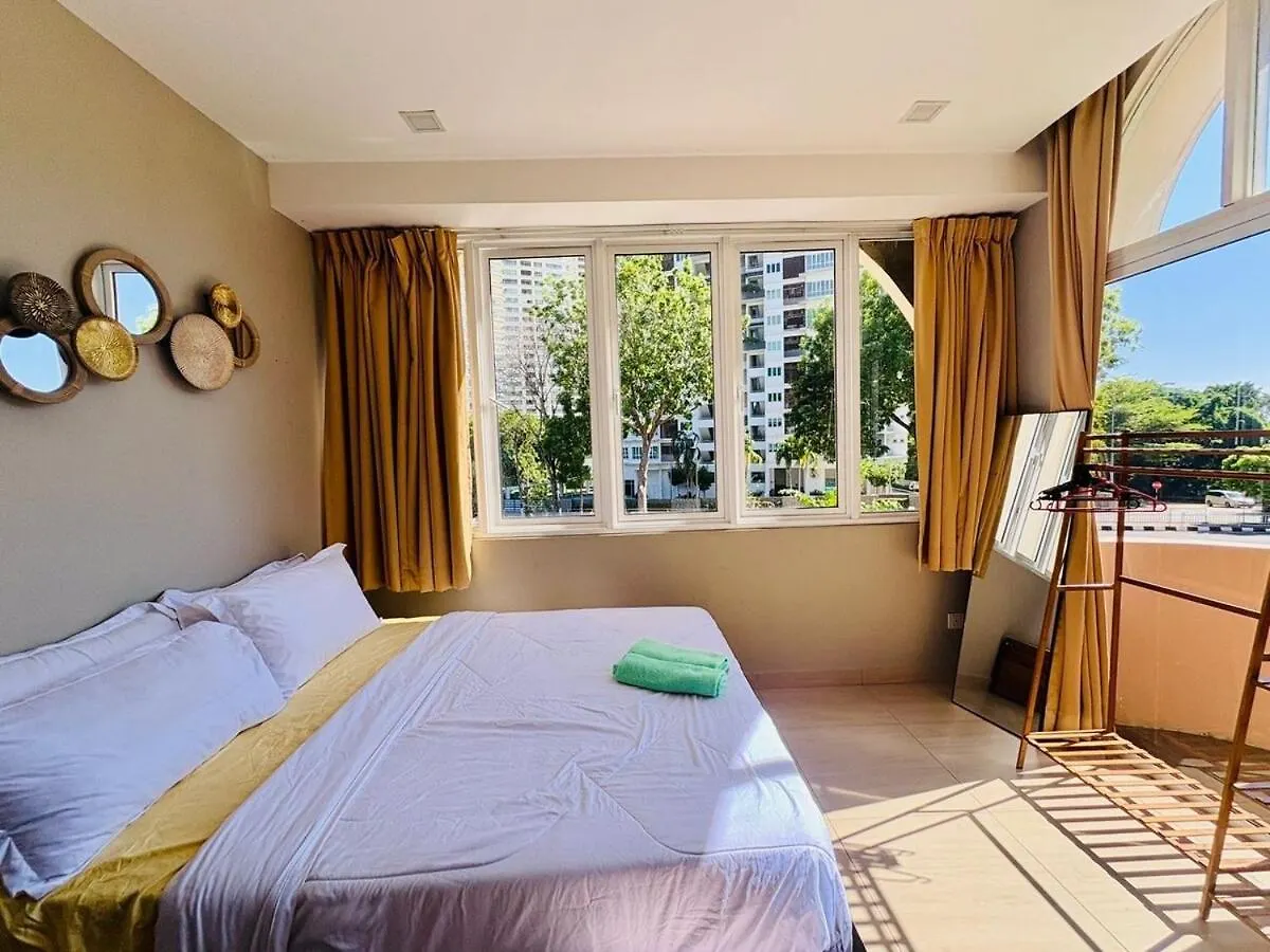 Family-Friendly Private Pool Villa With Ktv, Bbq, Ps5, Pool Table, Kitchen Just 2-Minute Drive To Tanjung Bungah Beach 0*, Tanjung Bungah (Penang) Malaysia