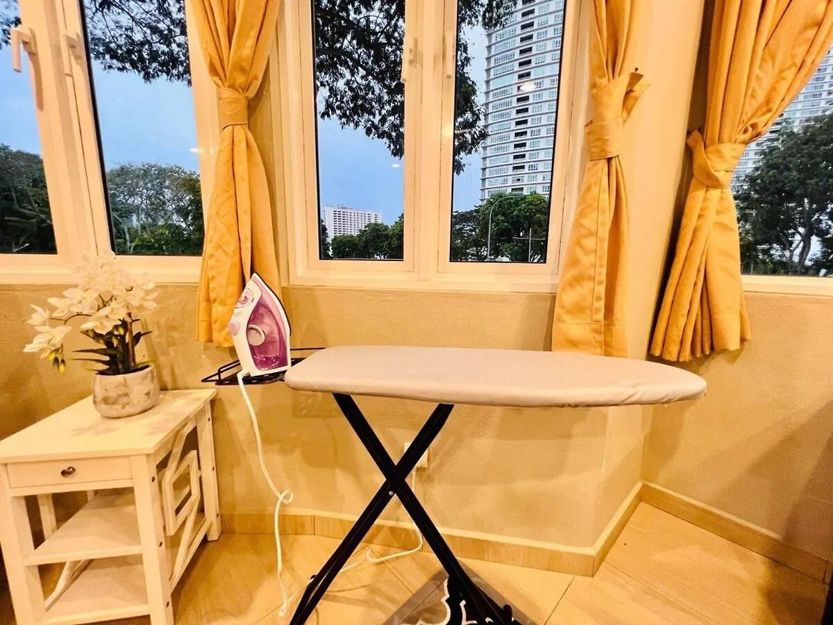 Family-Friendly Private Pool Villa With Ktv, Bbq, Ps5, Pool Table, Kitchen Just 2-Minute Drive To Tanjung Bungah Beach Holiday home Tanjung Bungah (Penang)