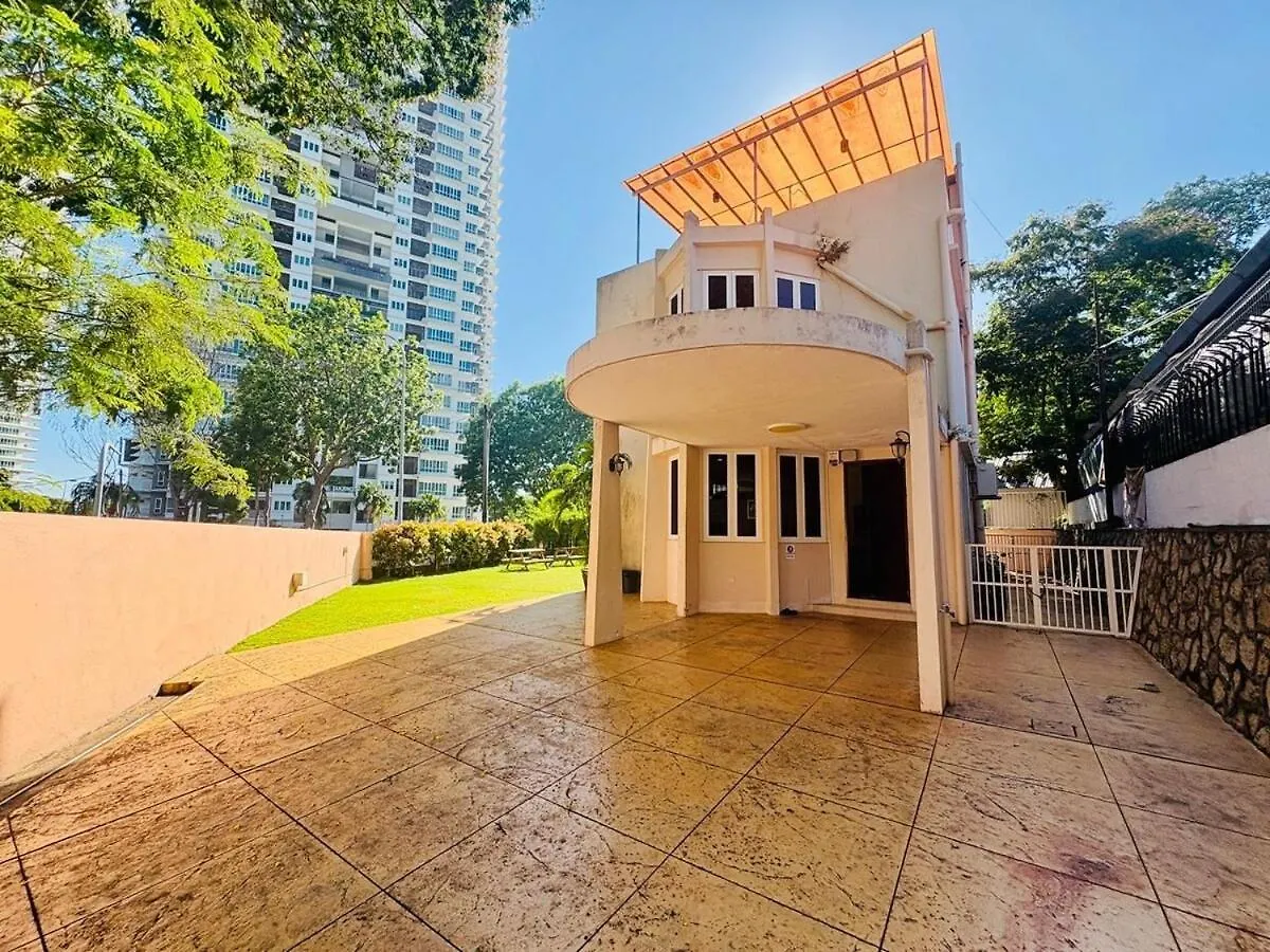Holiday home Family-Friendly Private Pool Villa With Ktv, Bbq, Ps5, Pool Table, Kitchen Just 2-Minute Drive To Tanjung Bungah Beach Malaysia